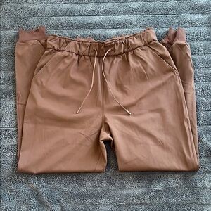 Lululemon pants